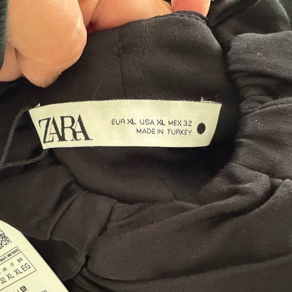 Zara Draped Halter - Picture 3 of 8